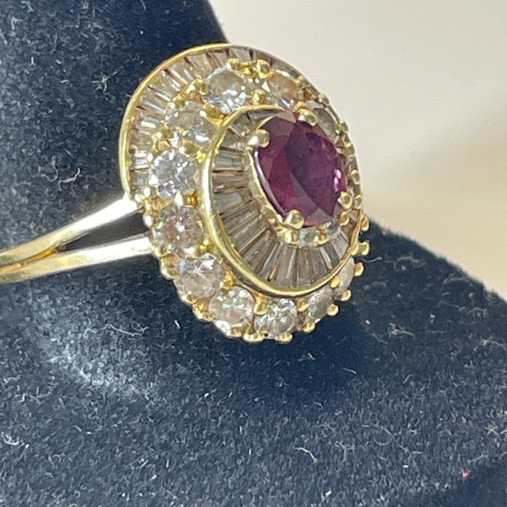 Vintage 14k Gold Cocktail Ring Diamonds Ruby Swirl Estate Appraisal $4,995 Sz 9 - Picture 4 of 16